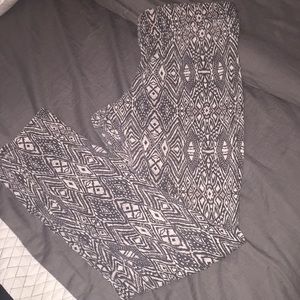 AEO fun print leggings!
